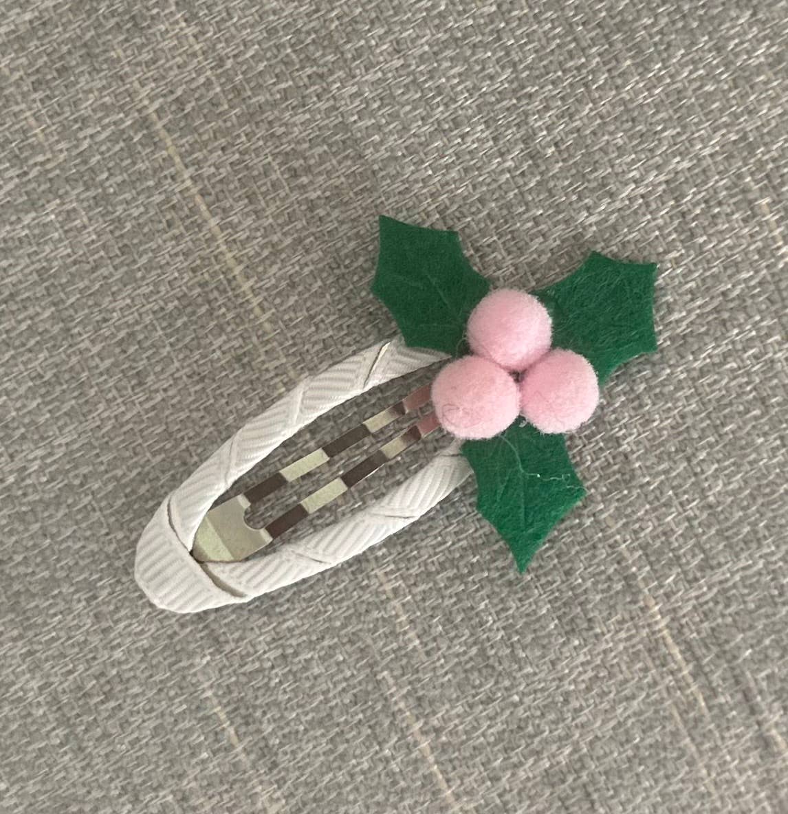 Holly Pom Pom Clip Set - Pink